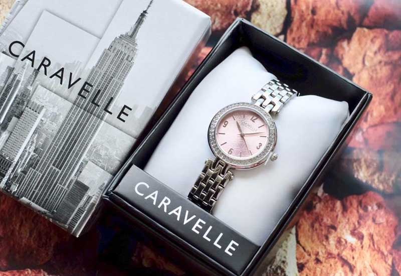 review-dong-ho-hieu-Caravelle