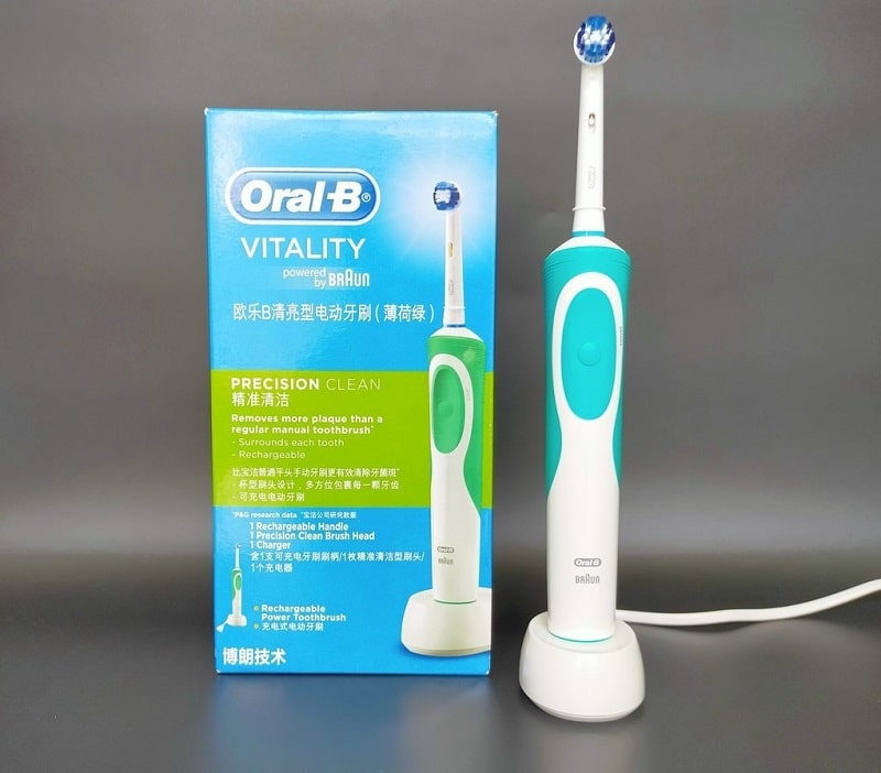Review 4 bàn chải điện Oral B Vitality Plus dùng nhiều nhất