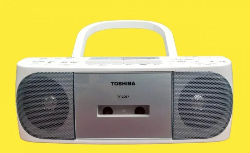 radio-nhat-Toshiba