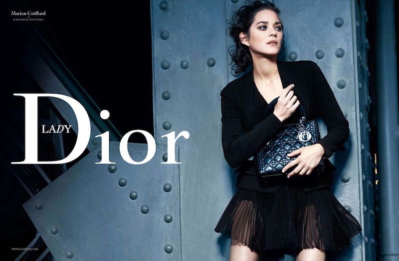 chân vái Dior