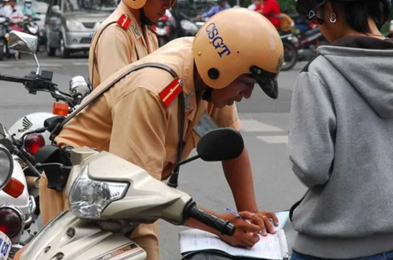 Tai sao khong tra cuu duoc bien ban vi pham giao thong