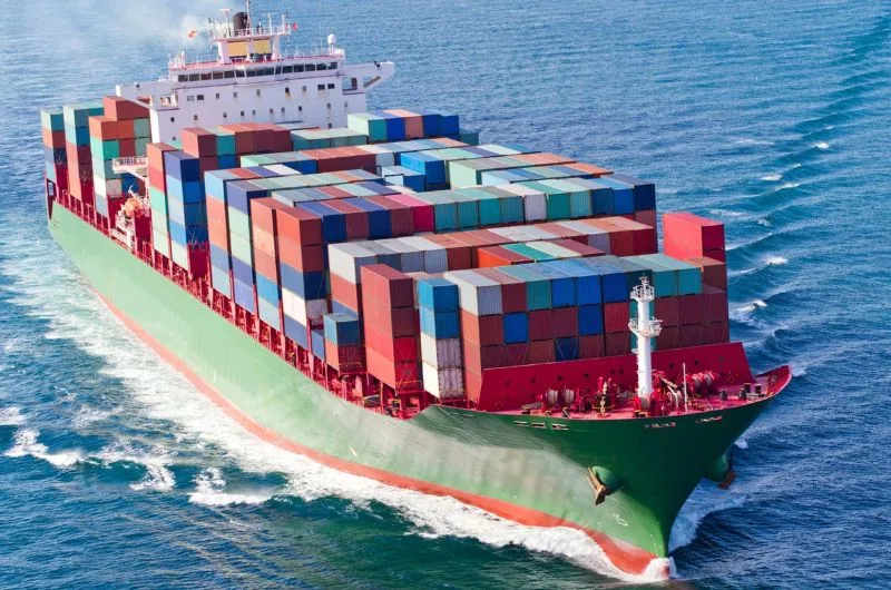 Gia van chuyen 1 container tu nhat ve viet nam