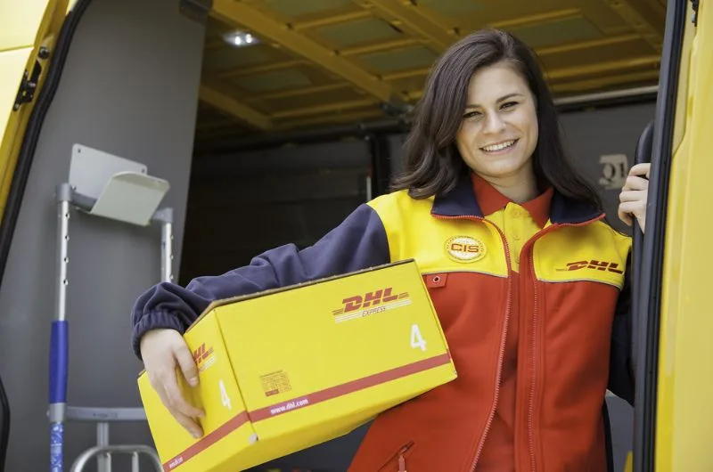 Thu tuc nhan hang dhl